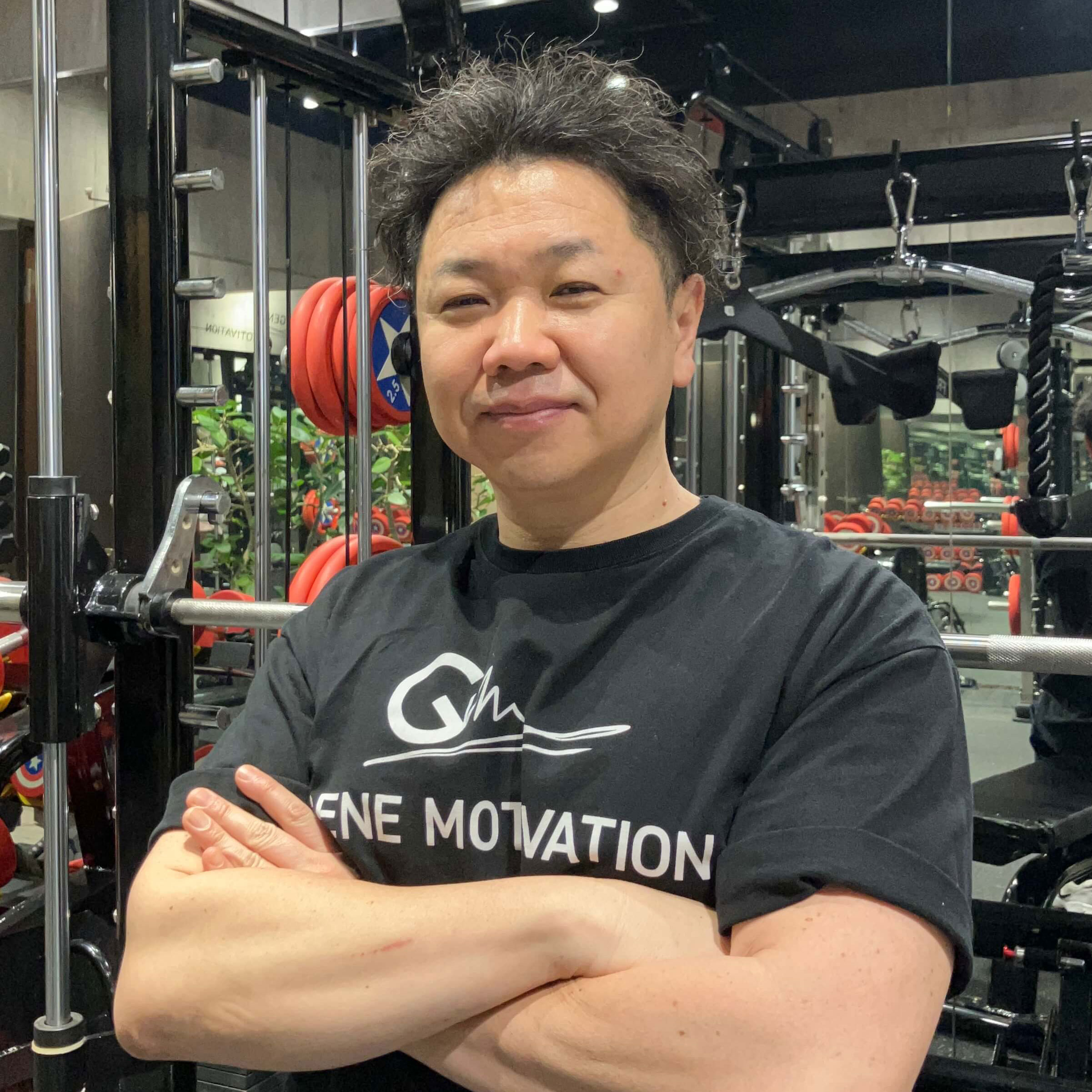 本町駅のパーソナルジムジーンモチベーションパーソナルトレーナー兼エステティシャン代表新田竜司